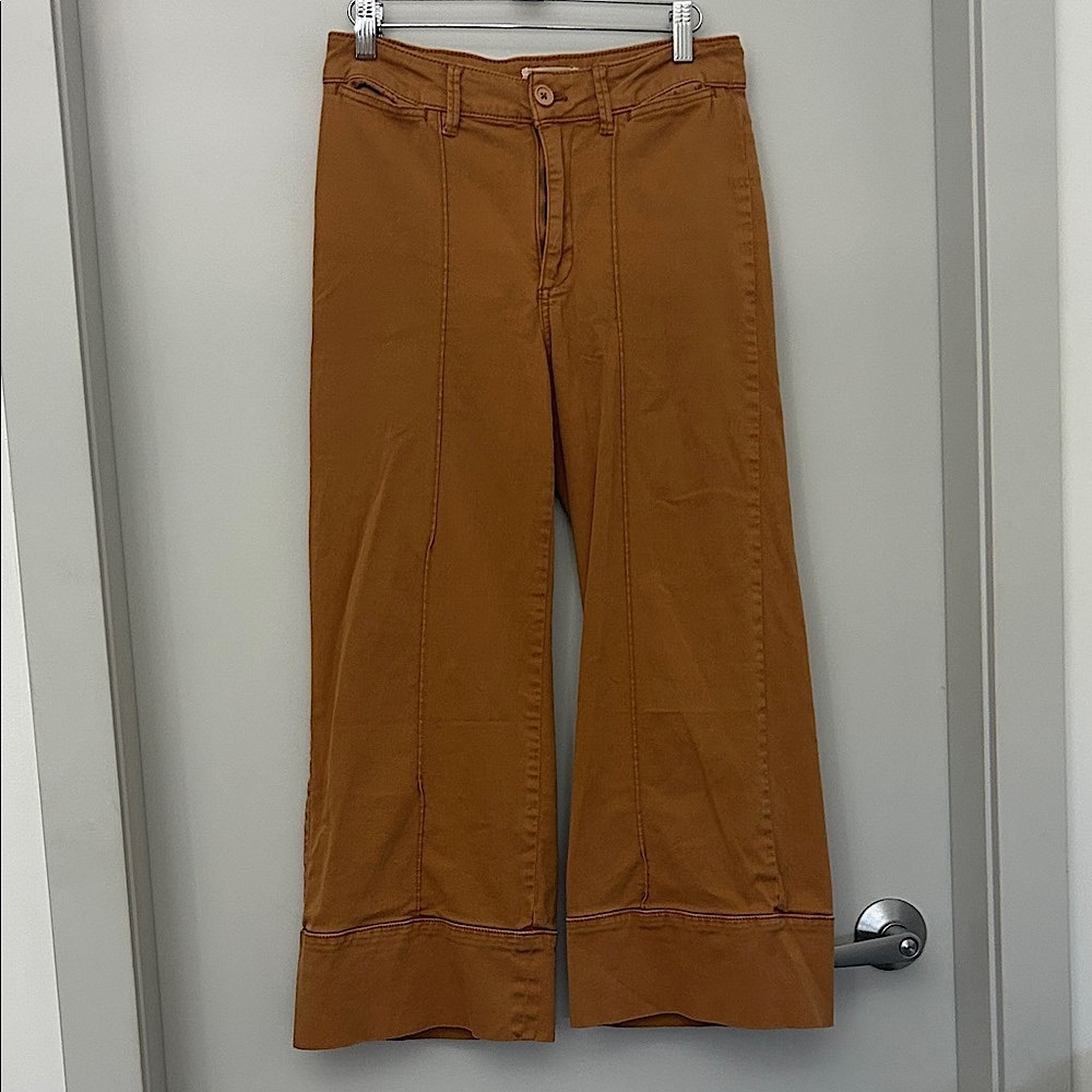 CHINO • Wide-Leg Cropped Pants • Rust Orange • Size 6 Approx